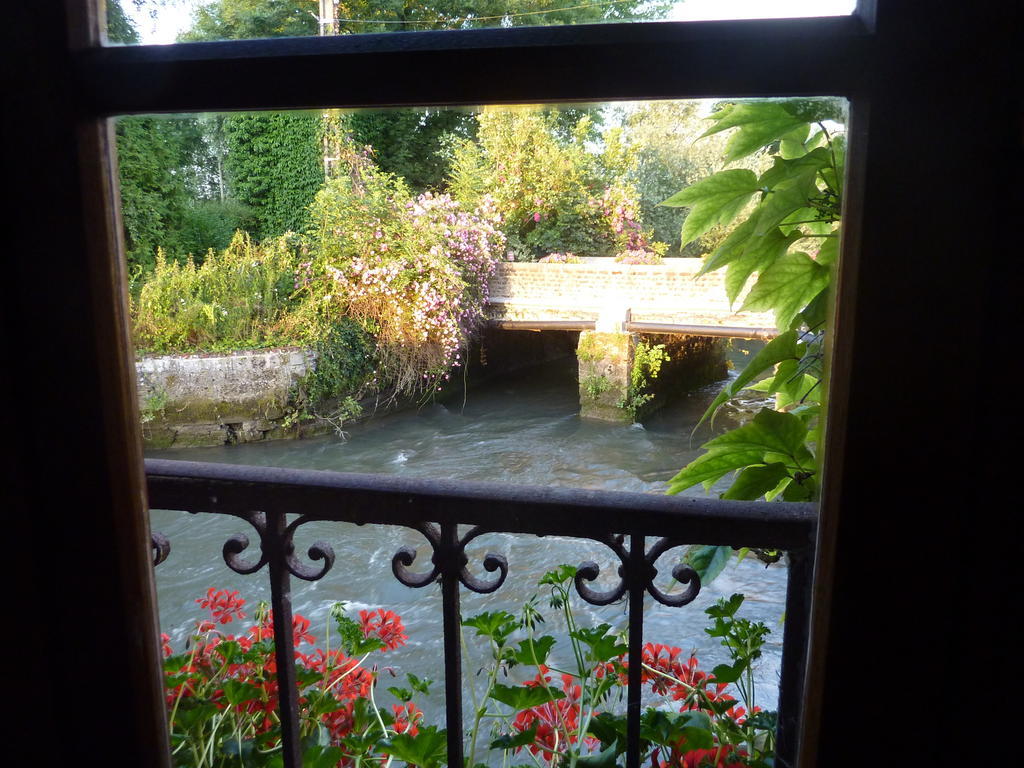 Bed and Breakfast Le Moulin De Tigny Экстерьер фото